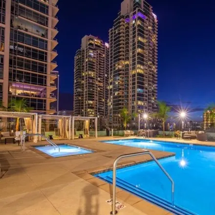 Image 7 - Savina Condominiums, 1388 Kettner Boulevard, San Diego, CA 92101, USA - Condo for rent