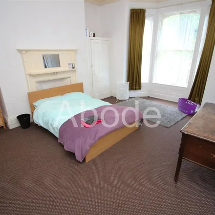 Image 8 - 20 Kensington Terrace, Leeds, LS6 1BE, United Kingdom - Apartment for rent