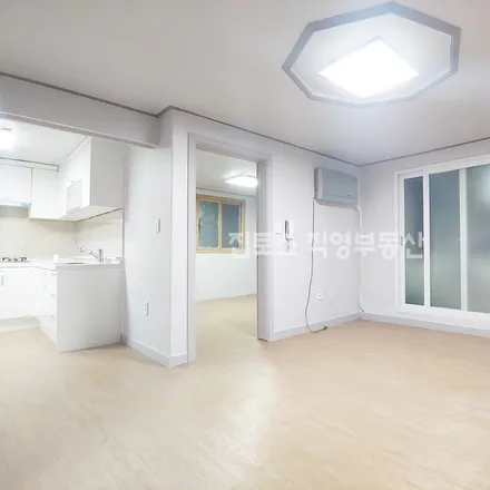 Rent this 3 bed apartment on 서울특별시 광진구 능동 241-21