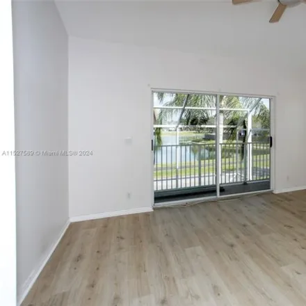 Image 8 - 10251 Via Hibiscus, Mission Bay, Palm Beach County, FL 33428, USA - Townhouse for rent