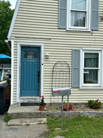 Image 2 - 129 Lake St, Auburn, Maine, 04210 - House for sale