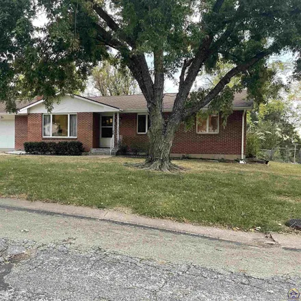Buy this 3 bed house on 401 West 8th Street Terrace in Alma, KS 66401