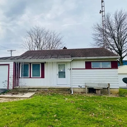 Buy this 2 bed house on 1277 William Street in Bucyrus, OH 44820
