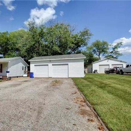 Buy this 3 bed house on 796 North 34th Street in Decatur, IL 62521