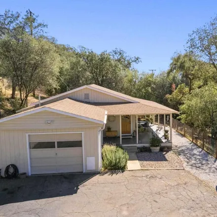 Buy this 2 bed house on 20891 Uncle Toms Drive in Sonora, CA 95370