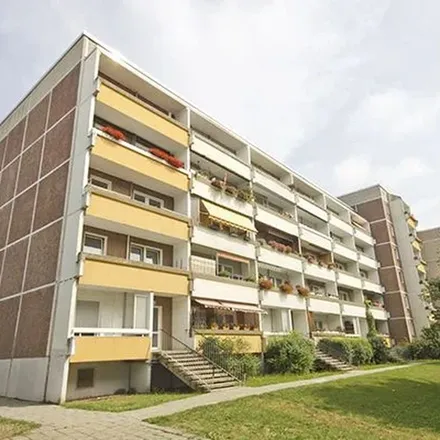 Image 2 - Uranusstraße 40, 06118 Halle (Saale), Germany - Apartment for rent