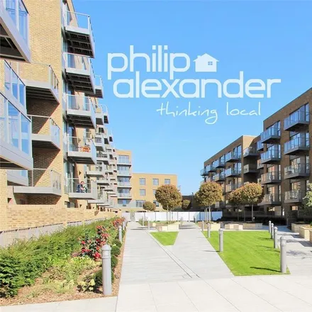 Rent this 2 bed apartment on Smithfield Square in Cross Lane, London