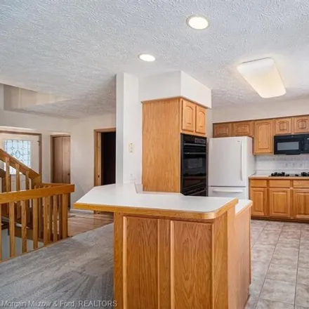 Image 4 - 6503 Scenic Pines Court, Oakland County, MI 48346, USA - Condo for rent