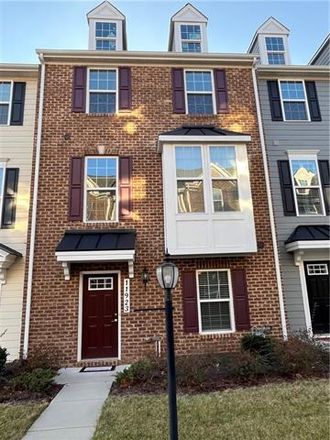 Rent this 4 bed townhouse on Henrico Dr in Richmond, VA