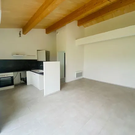 Rent this 2 bed apartment on 1 Avenue du Vercors in 26300 Alixan, France