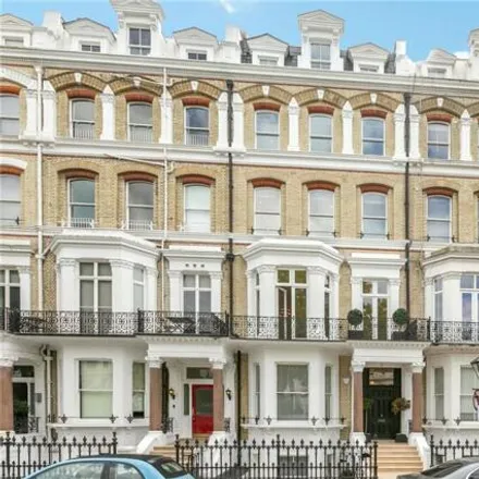 Buy this studio apartment on Vicarage Private Hotel in 10 Vicarage Gate, London