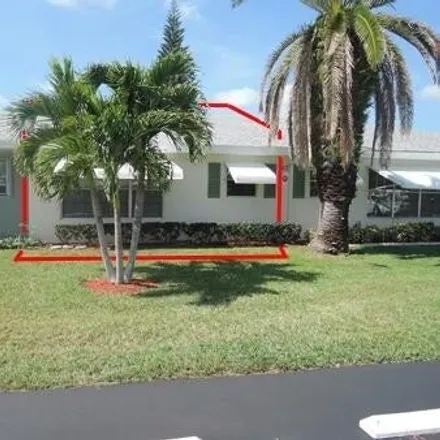 Rent this 2 bed condo on 412 Sandpiper Dr Apt B in Fort Pierce, Florida