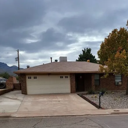 Buy this 3 bed house on 3204 Shawnee Trail in Alamogordo, NM 88310