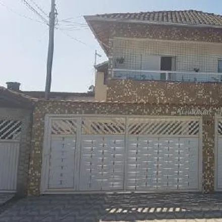 Buy this studio house on Ciclovia Marginal in Nucleo Maxland, Praia Grande - SP