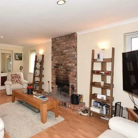 Image 2 - Willowmead Drive, Prestbury, United Kingdom - House for sale