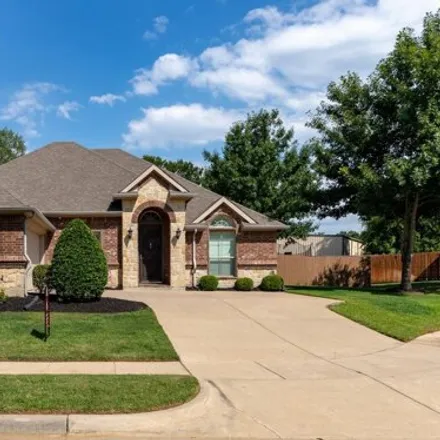 Buy this 3 bed house on 8407 Wildrock Ct in Arlington, Texas