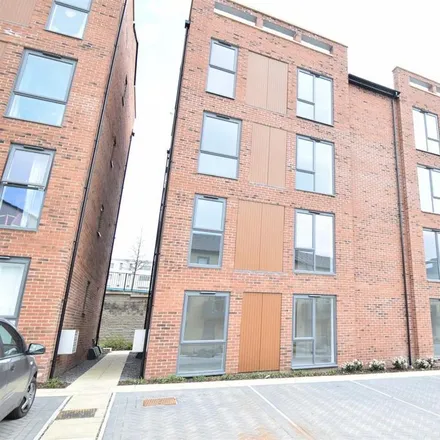 Rent this 2 bed apartment on Carnforth Avenue in Wakefield, WF1 2GE
