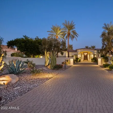 Image 2 - 6570 North Lost Dutchman Drive, Paradise Valley, AZ 85253, USA - House for sale