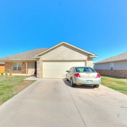 Image 2 - 1016 S Appaloosa Ln, Mustang, Oklahoma, 73064 - House for sale