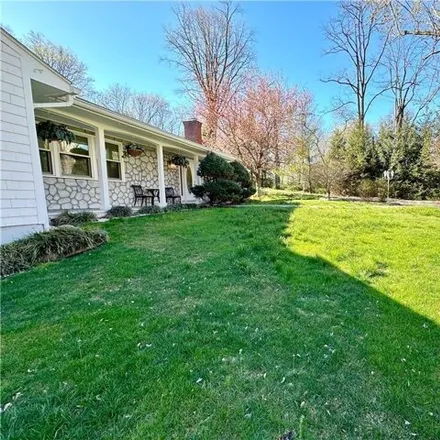 Image 4 - 2 Kathy Lane, Village of Scarsdale, NY 10583, USA - House for sale