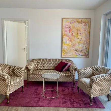 Rent this 2 bed apartment on Radeberger Straße 15 in 40625 Dusseldorf, Germany
