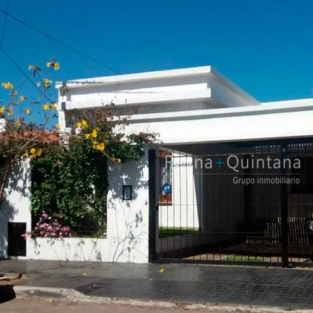 Buy this studio house on Baltazar de La Cueva 2341 in Villa Cabrera, Cordoba