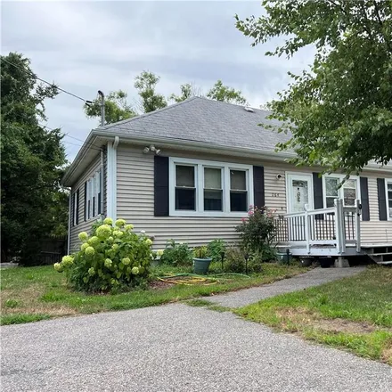 Buy this 3 bed house on 264 Point Avenue in Warwick, RI 02889