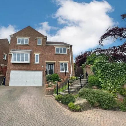 Buy this 5 bed house on Peregrine Court in Guisborough, TS14 8PP