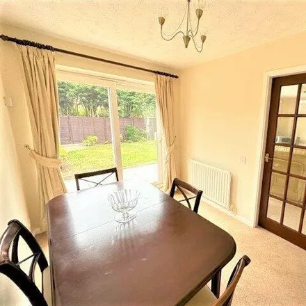 Image 6 - The Birches, Nailsea, BS48 1SY, United Kingdom - House for sale