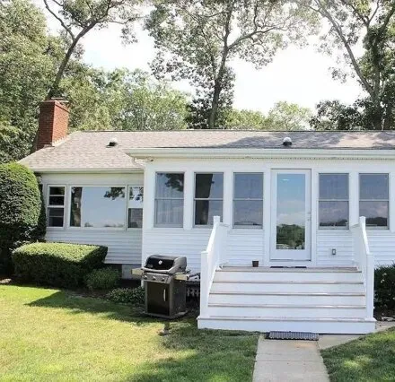 Rent this 3 bed house on 1100 Pine Ave in Southold, New York