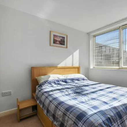 Image 4 - Brownell Place, London, W7 3AZ, United Kingdom - Apartment for sale
