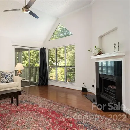 Buy this 1 bed condo on 2518 Cranbrook Lane in Charlotte, NC 28207