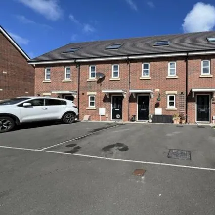 Buy this 3 bed townhouse on Maindiff Drive in Abergavenny, NP7 6PW