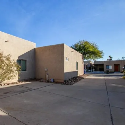 Image 2 - 8529 East Seabury Court, Tucson, AZ 85710, USA - House for sale
