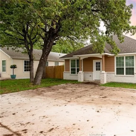 Buy this 3 bed house on 1669 Carver Street in Bryan, TX 77803