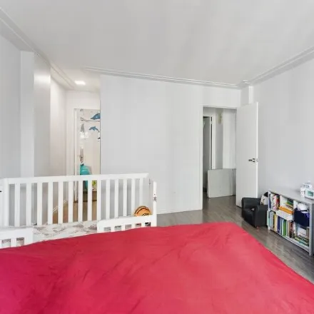 Image 7 - 330 East 80th Street, New York, NY 10075, USA - Apartment for sale