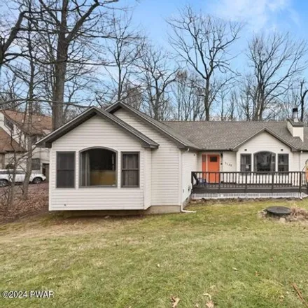 Rent this 3 bed house on 5931 Mohawk Trail in Coolbaugh Township, PA 18466