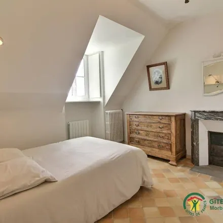 Rent this 3 bed house on Rue François Mitterrand in 56400 Auray, France