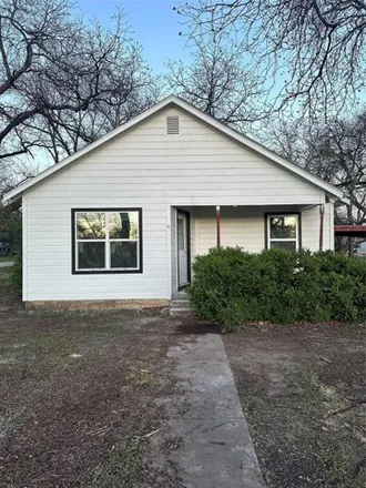Buy this 3 bed house on 520 North 2nd Street in Clyde, Callahan County