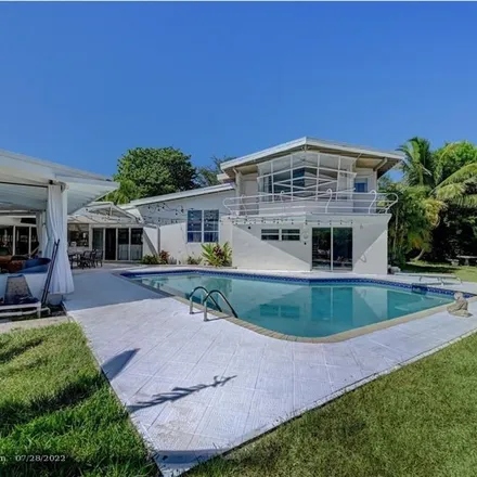Buy this 5 bed house on 2220 Southeast 20th Street in Harbor Heights, Fort Lauderdale