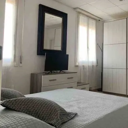 Image 4 - Modena, Italy - Apartment for rent