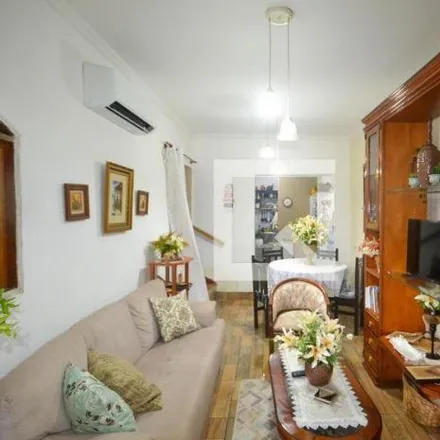 Rent this 3 bed house on Rua Hilana in Nova Piam, Belford Roxo - RJ