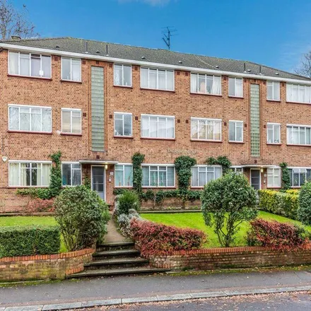 Rent this 1 bed apartment on Thornhill Court in 28 Crescent Road, London