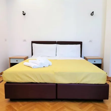 Rent this studio apartment on Via Giovanni Battista Pergolesi 26 in 20124 Milan MI, Italy