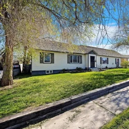 Buy this 4 bed house on 272 14th Avenue North in Buhl, Twin Falls County