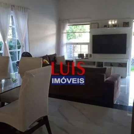 Buy this 4 bed house on Rua do Academico in Piratininga, Niterói - RJ