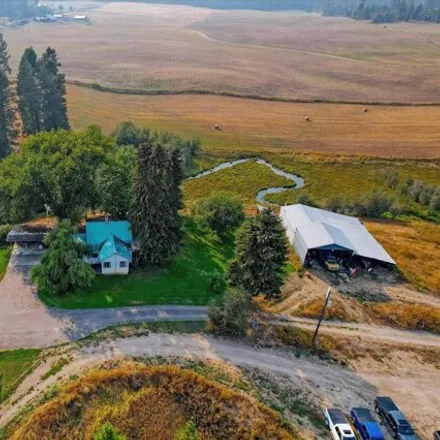 Buy this 2 bed house on 3899 Hesseltine Road in Stevens County, WA 99173