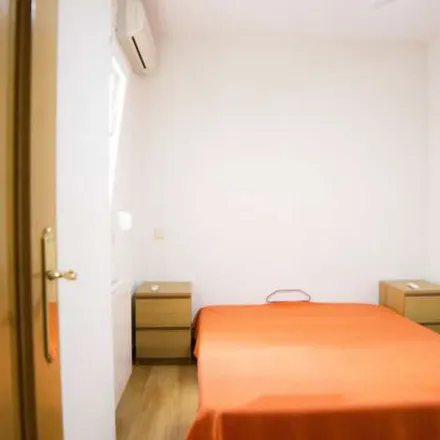 Image 8 - Pasaje de Áncora, 28045 Madrid, Spain - Apartment for rent