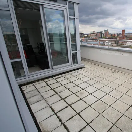 Rent this 2 bed apartment on Ingram Street in Leeds, LS11 9BR