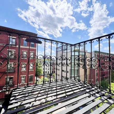 Rent this 4 bed apartment on 511 West 143rd Street in New York, NY 10031